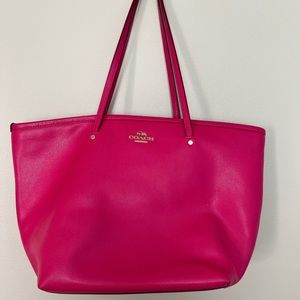 Coach Tote